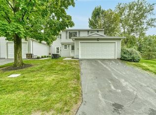 49 Bucklebury Hl, Fairport, NY