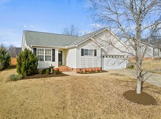 104 Twinflower Dr, Taylors, SC 29687