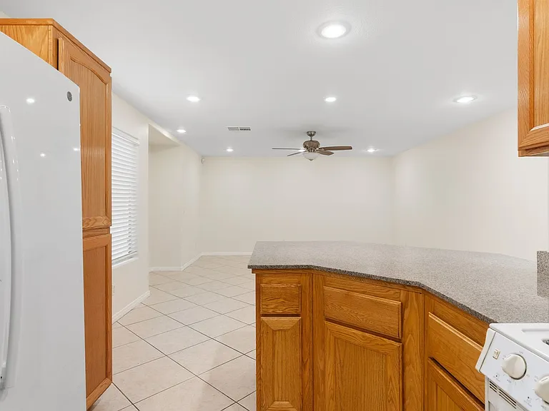7268 Vinca Rd — Photo 13