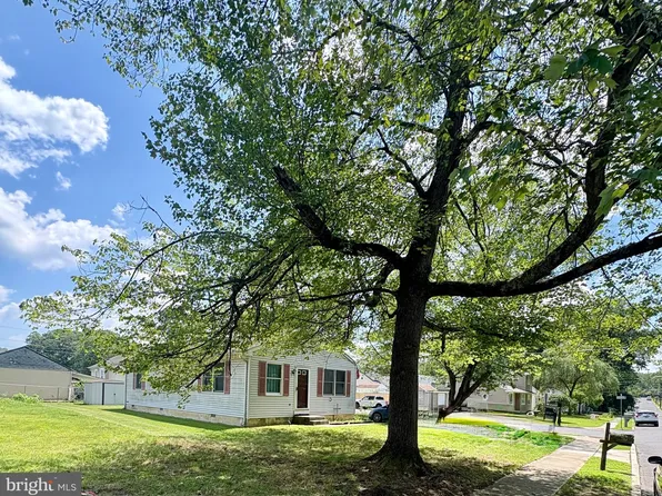 522 1st Ave, Deptford, NJ 08096