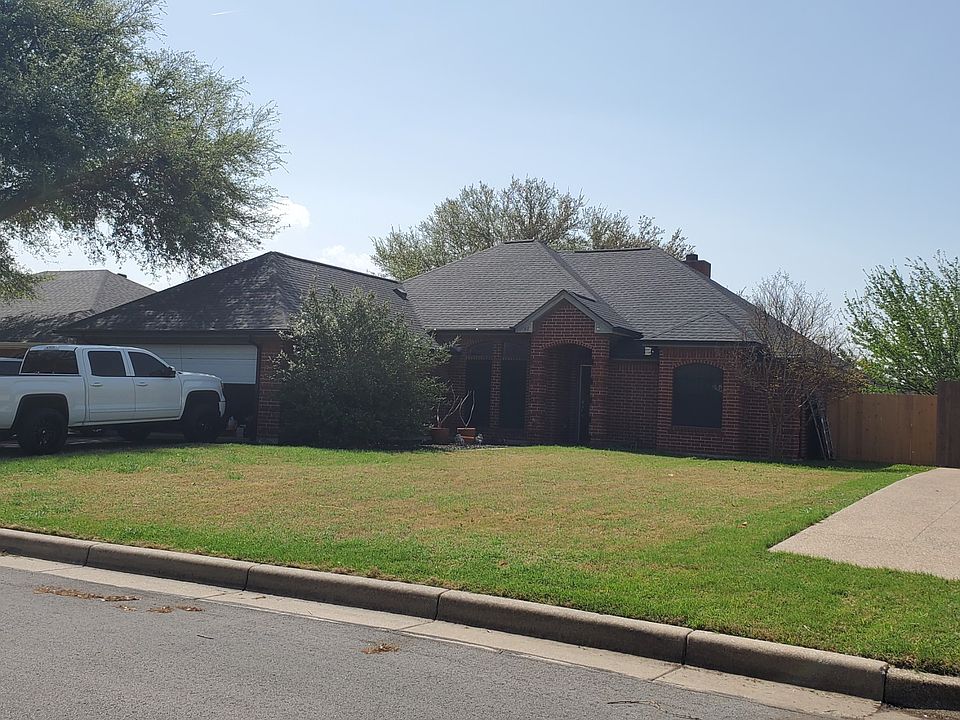 2nd image of 1189 Little Stone Ln