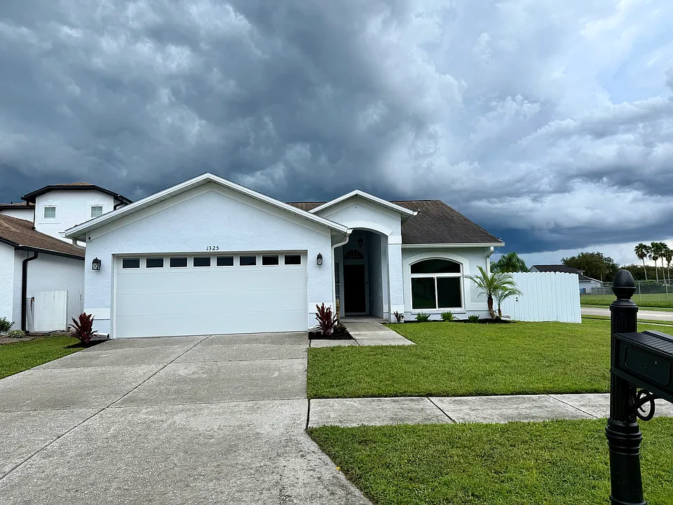 1325 Franford Dr