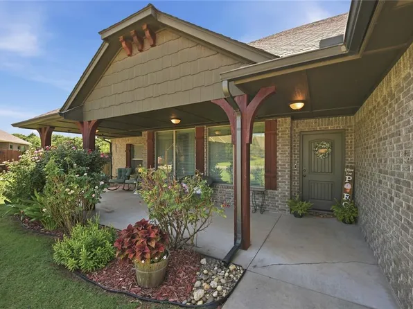 279 Timber Ln, Harrah, OK 73045