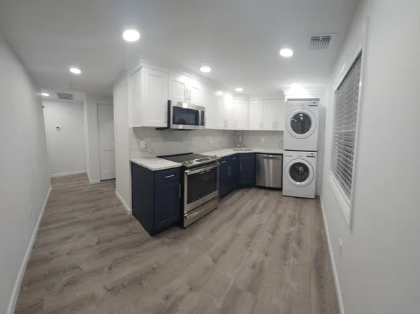 (undisclosed Address), East Meadow, NY 11554