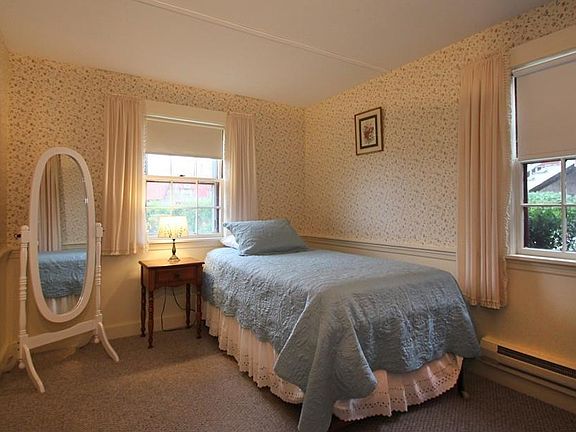5th image of 42 Marmion Way #Spruce