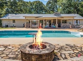 1521 Valley View Rd, Covington, GA 30016