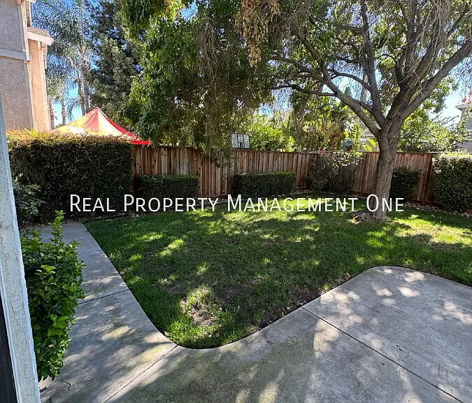 1185 Shadowcliff Ct — Photo 22