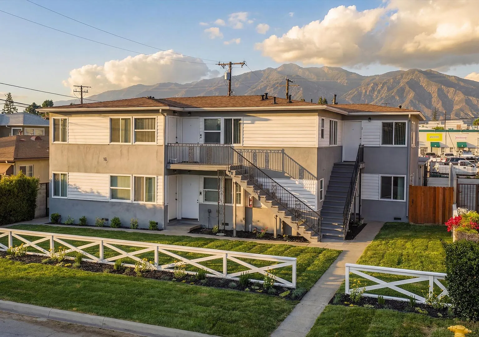 15 Christina Street — Photo 3