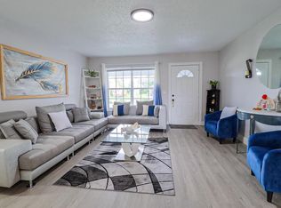 855 Azalea Dr, Royal Palm Beach, FL 33411