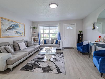 855 Azalea Drive, Royal Palm Beach, FL, 33411