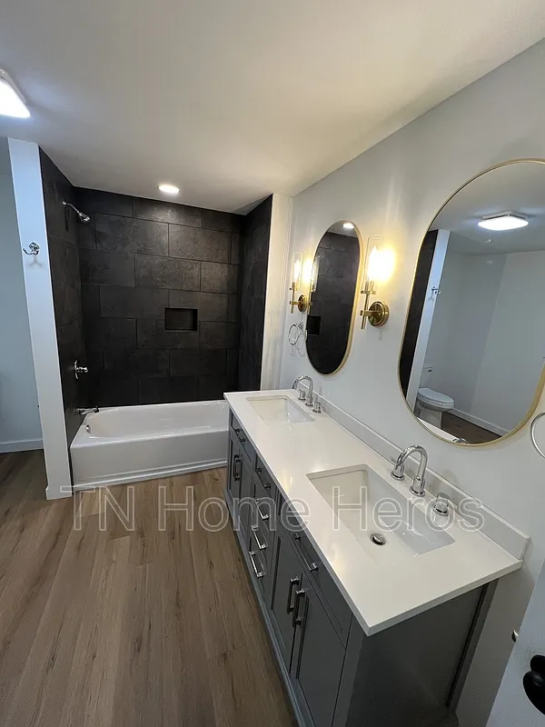 3 bed, 2.0 bath, 1496 sqft, $1,975 — Photo 4