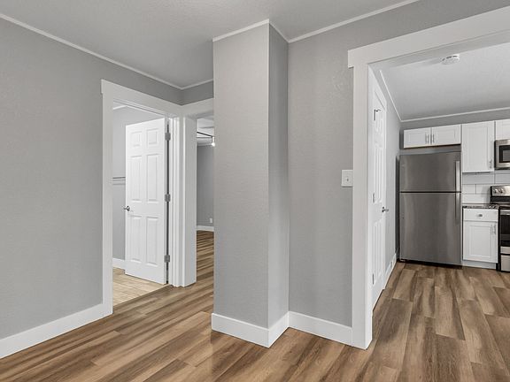 3rd image of 1615 10th Ave #8