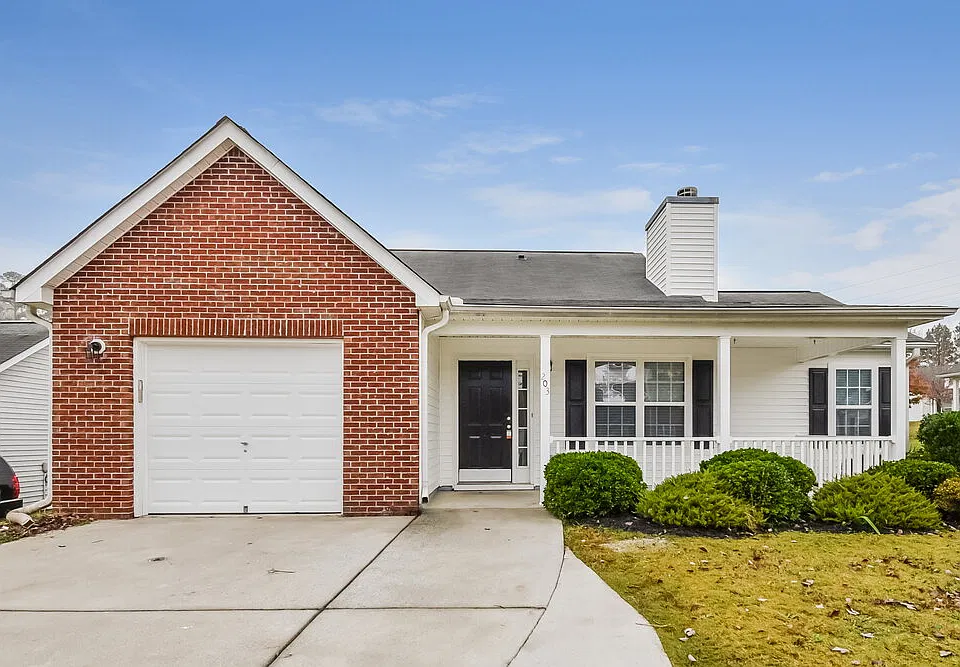 203 Hill Pine Rd