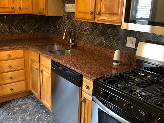 2nd image of 5625 N Kimball Ave #2B