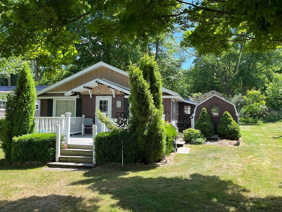 1st image of 3311 Dumont Lake Dr