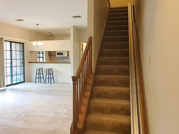 3rd image of 20 Chapel Hill Cir #20