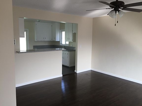 5th image of 1958 18th St APT D