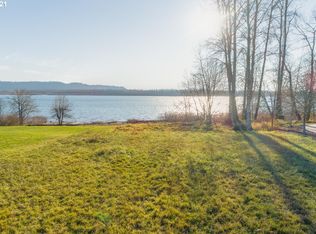 714 S A St, Washougal, WA 98671