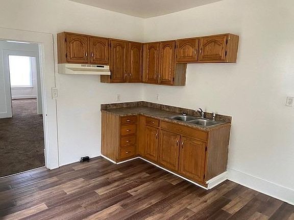 5th image of 1126 Harmon Ave