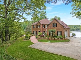160 Old Mill Ct, Fayetteville, GA 30214