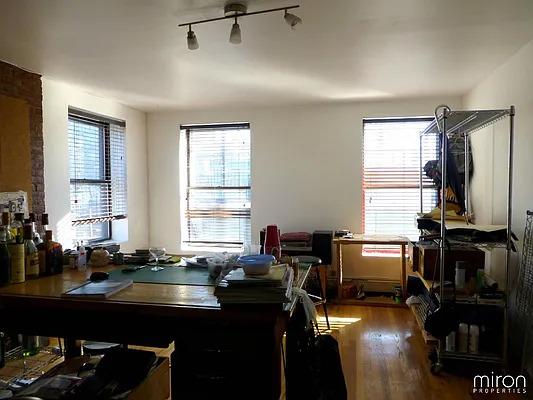 Rented by Miron Properties | media 33