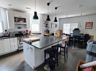 1822 W Barry Ave #3, Chicago, IL 60657