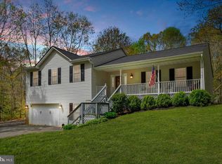 1069 Lakeview Dr, Stafford, VA 22556