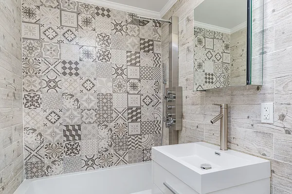 Rented by Bond New York | media 13