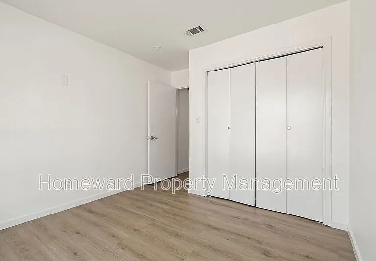 1401 Landmark Ct — Photo 17
