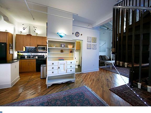3rd image of 200 Lincoln Ave Suite 314