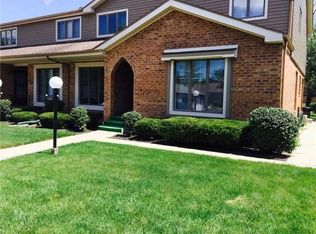 11133 Riverbend Ct W, Perrysburg, OH 43551