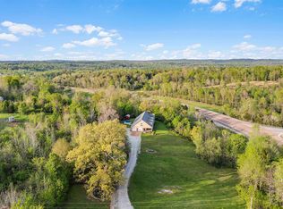 112 Starbuck Ln, Decaturville, TN 38329