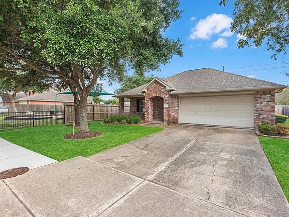 4th image of 5313 Caprock Dr