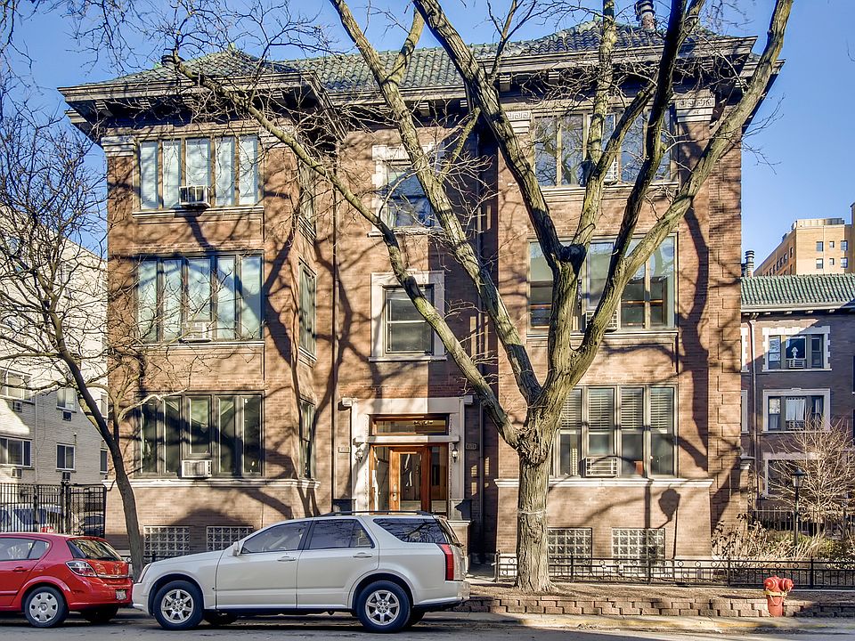 1st image of 3753 N Pine Grove Ave #1