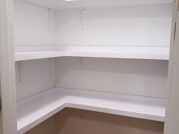 3rd image of 8724 115th St APT 4D