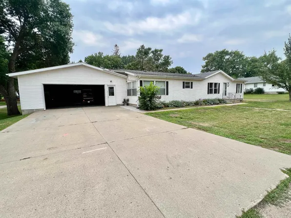 1808 Highland St, Ruthven, IA 51358