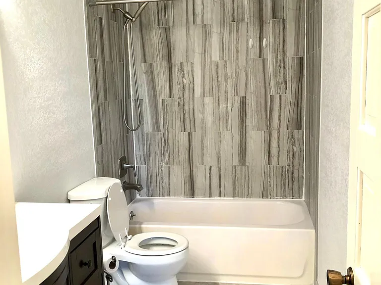 2100 Colony Loop — Photo 4