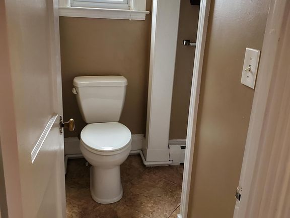 3rd image of 85 School St Floor 2
