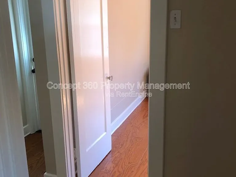 1144 E Appleton St #1 — Photo 14