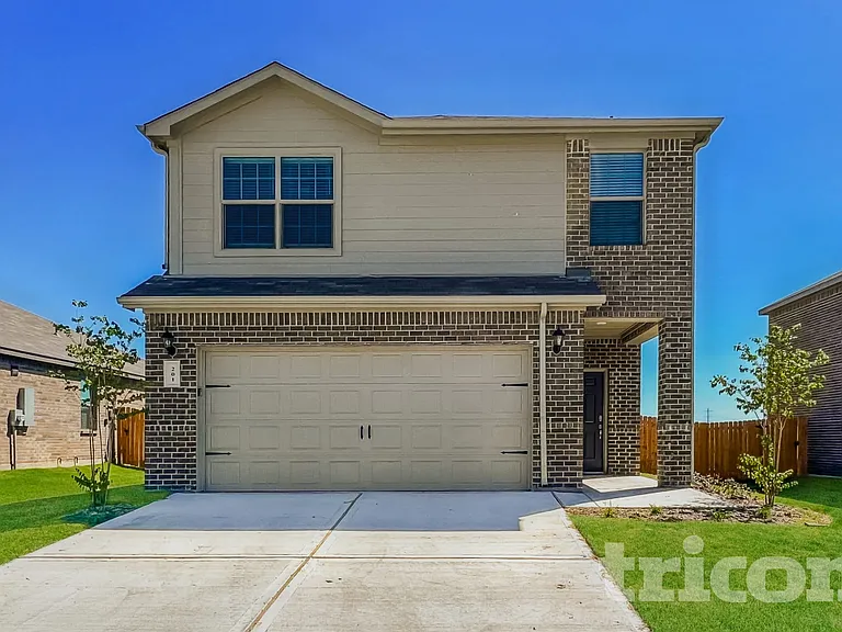 201 Switchback Hill Rd — Photo 1