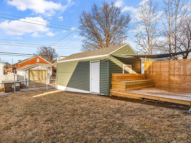 5521 Mardel Ave — Photo 13