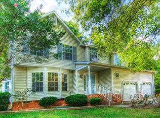 2304 Valleyview Dr, Charlotte, NC 28215