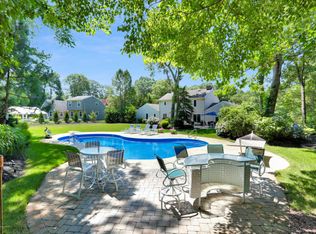 3240 Rambling Hill Ct, Allenwood, NJ 08720