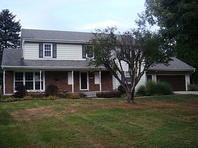 1st image of 3124 E Lake Dr