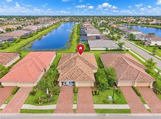2588 Vine Ave, Naples, FL 34120