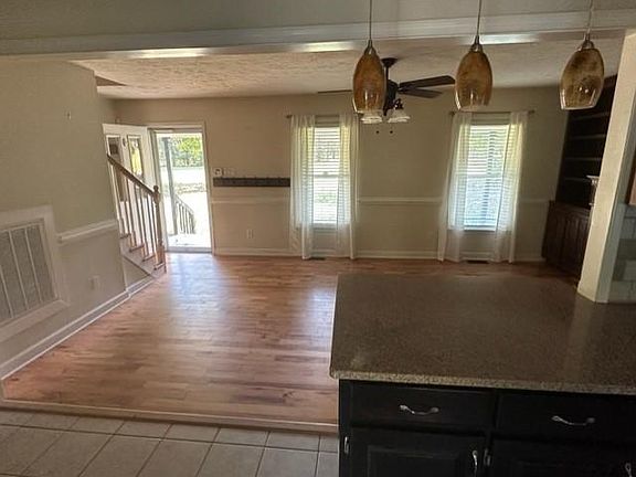 Breakfast bar into family room