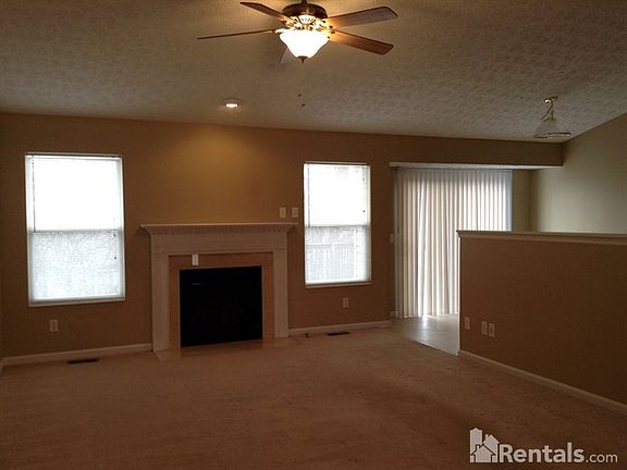 3rd image of 2446 Harmony Dr