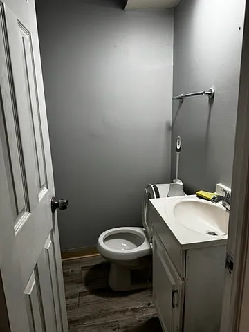 4 bed, 1.5 bath, 1518 sqft, $2,000 — Photo 3