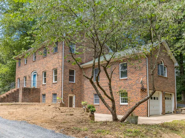 6501 Sunday Dr, Mount Crawford, VA 22841