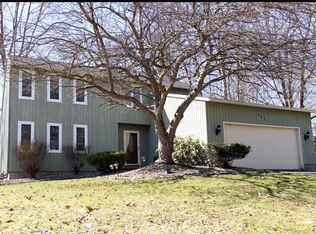 6803 Jayhawk Cir, Baldwinsville, NY 13027